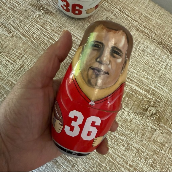 Ohio State Buckeyes Chris Spielman Red and White Nesting Dolls, Set of 3 - Picture 5 of 11